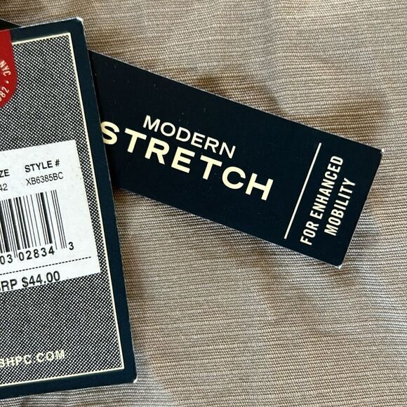 NEW Beverly Hills Polo Club Khaki Cargo Shorts - Picture 4 of 9